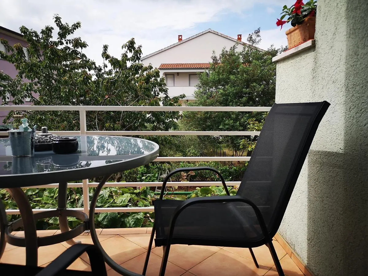 Chillout Apartments With Pool Patricia Fazana