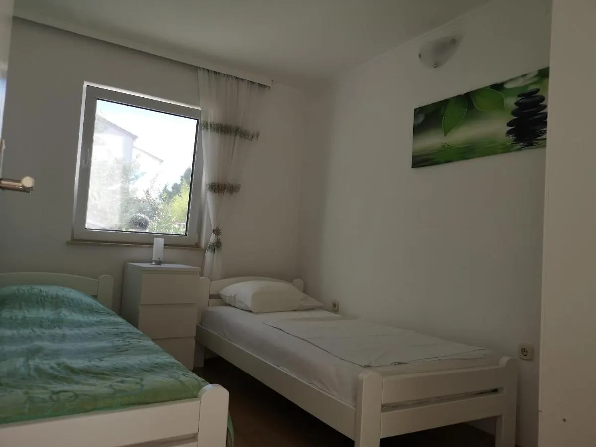 Chillout Apartments With Pool Patricia  Fazana